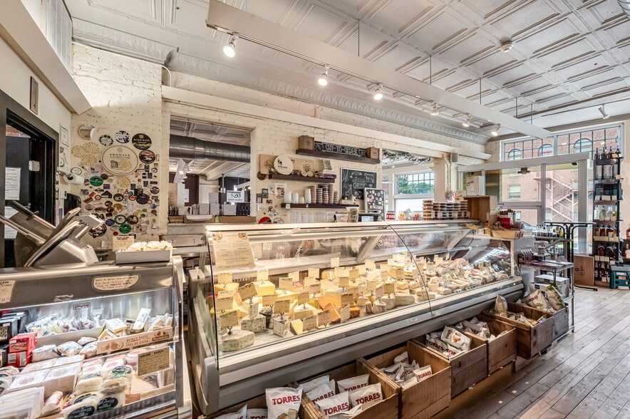 More Photos Of 30 Crafts Ave, Northampton Storefront For Lease