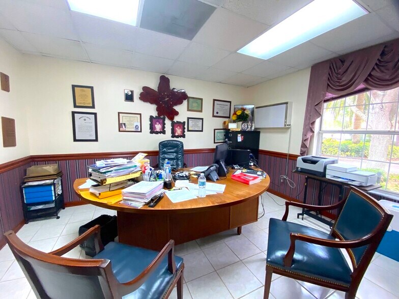 More Photos Of 901 E Oak St, Kissimmee Medical For Lease