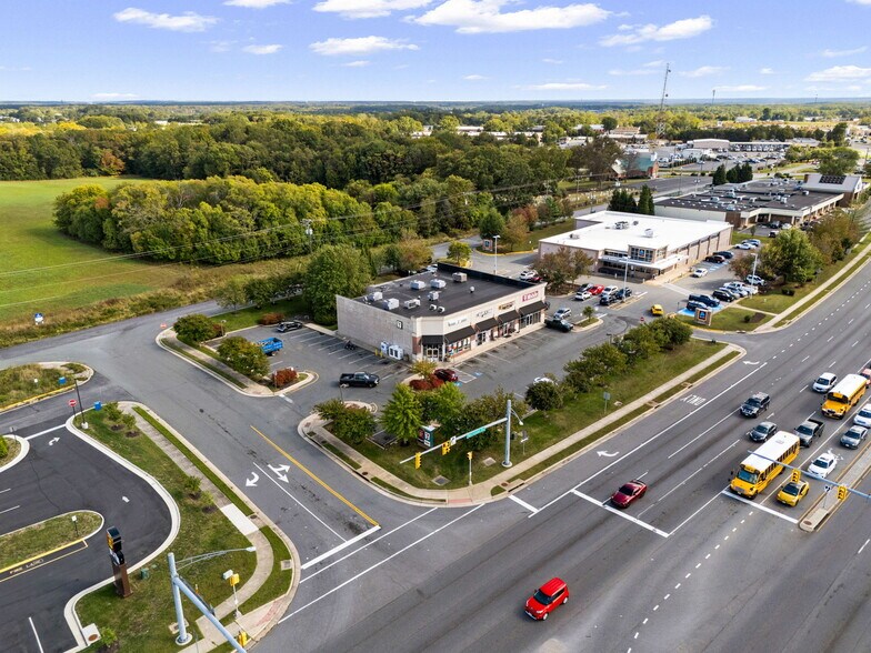 More Photos Of 1036 Warrenton Rd, Fredericksburg General Retail For Lease