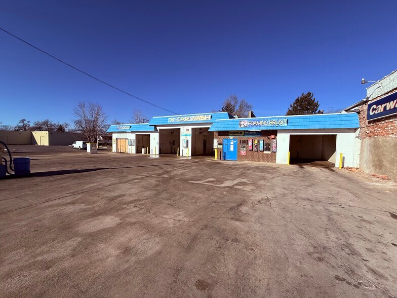 More Photos Of 467 S Washington Ave, Kankakee Carwash For Sale