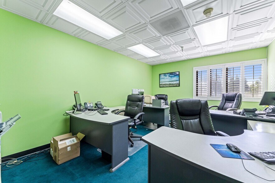 More Photos Of 1455 Monterey Pass Rd, Monterey Park Office Residential For Lease