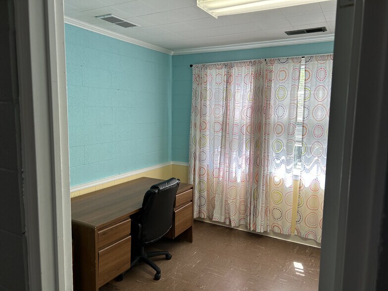More Photos Of 31 Calhoun Ave, Greenville Religious Facility For Sale