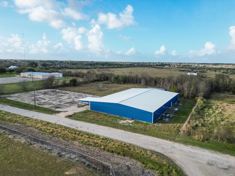 More Photos Of 149 County Road 219, Bay City Warehouse For Sale