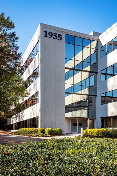 More Photos Of 1955 Lake Park Dr SE, Smyrna Medical For Lease