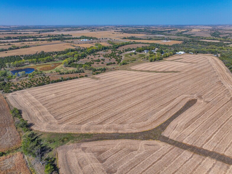 More Photos Of 6155 W Adams st, Lincoln Land For Sale