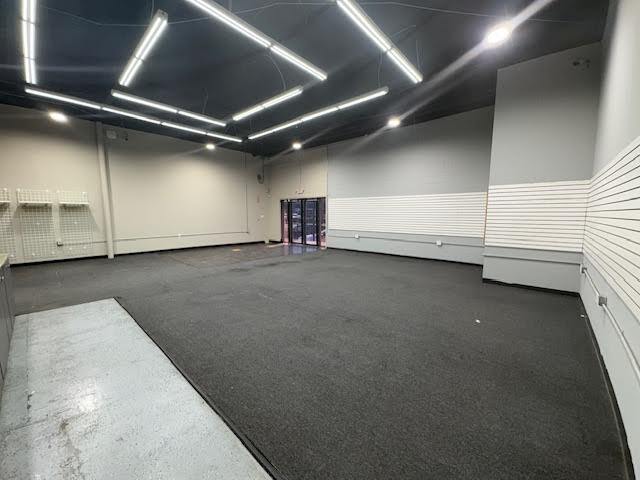 More Photos Of 11418 Reeder Rd, Dallas Warehouse For Lease