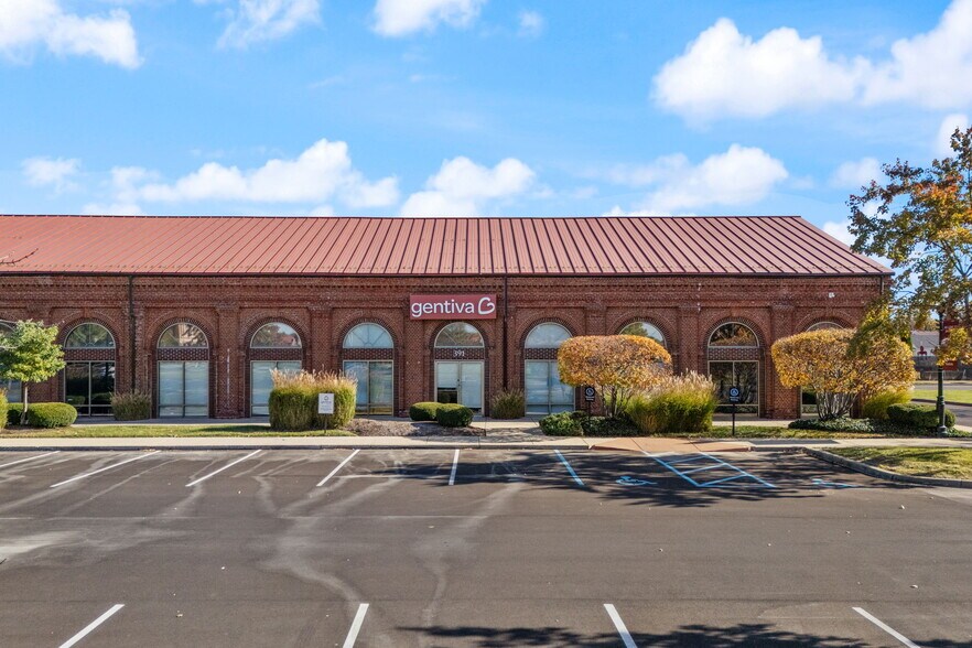 More Photos Of 153-381 Quartermaster Station, Jeffersonville Unknown For Lease