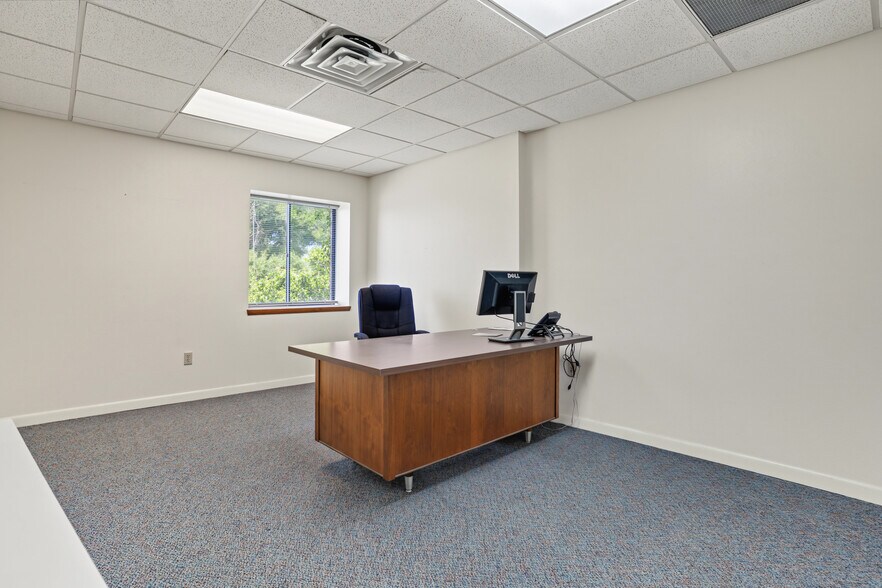 More Photos Of 12625 40th St N, Clearwater Warehouse For Sale