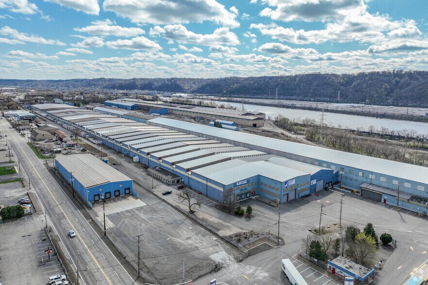 More Photos Of 2301 Duss Ave, Ambridge Warehouse For Lease