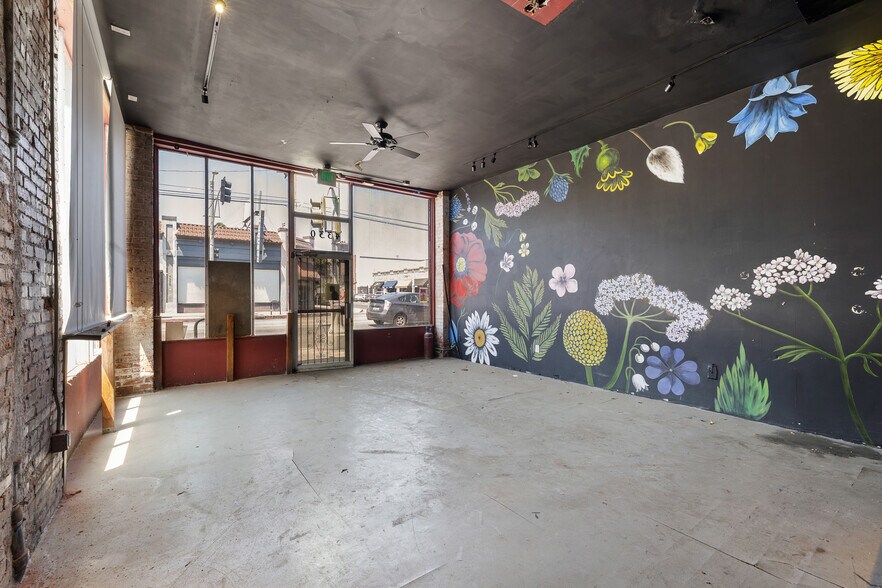 More Photos Of 4318-4330 Melrose Ave, Los Angeles Storefront For Lease