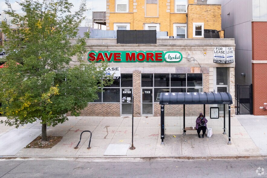 More Photos Of 4652 N Sheridan Rd, Chicago Storefront Retail Residential For Lease