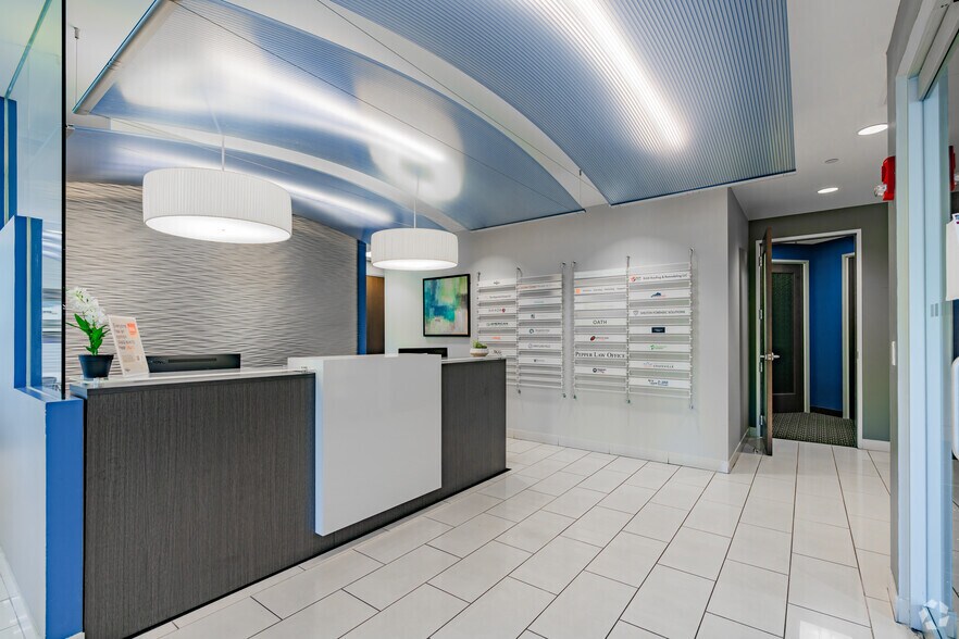 More Photos Of 10200 Forest Green Blvd, Louisville Coworking Space