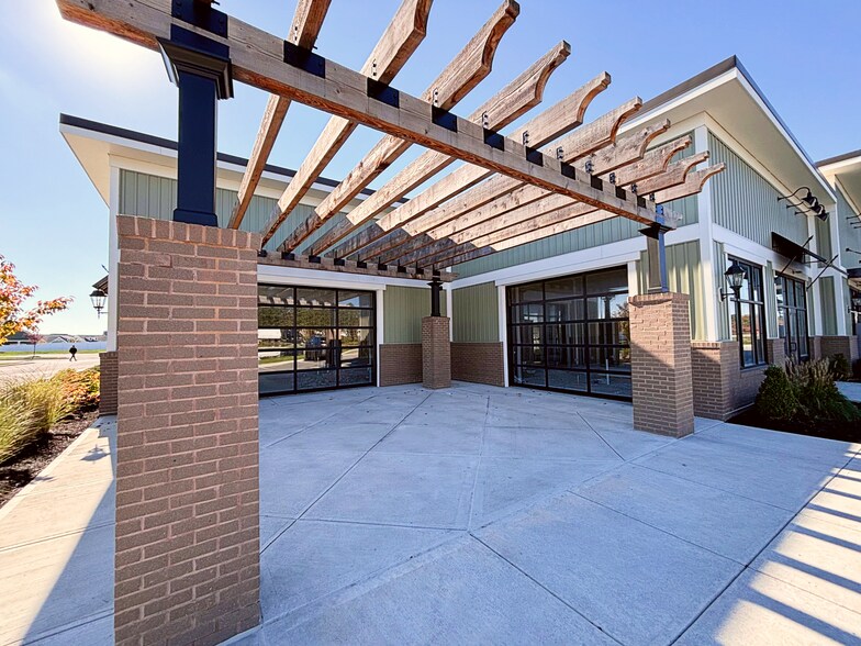 More Photos Of 3621 Southwest Blvd, Grove City General Retail For Lease