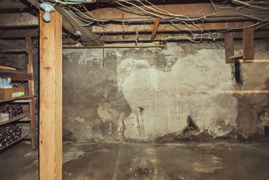 More Photos Of 225 Owego Turnpike, Waymart Specialty For Sale