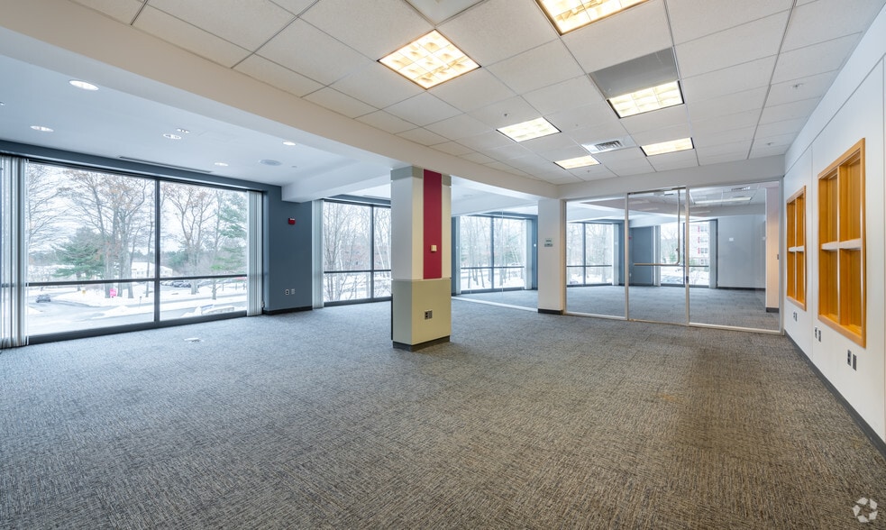 More Photos Of 40 Shattuck Rd, Andover Office For Lease