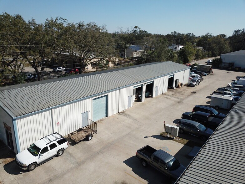 More Photos Of 6962 Edgewater Dr, Orlando Warehouse For Sale