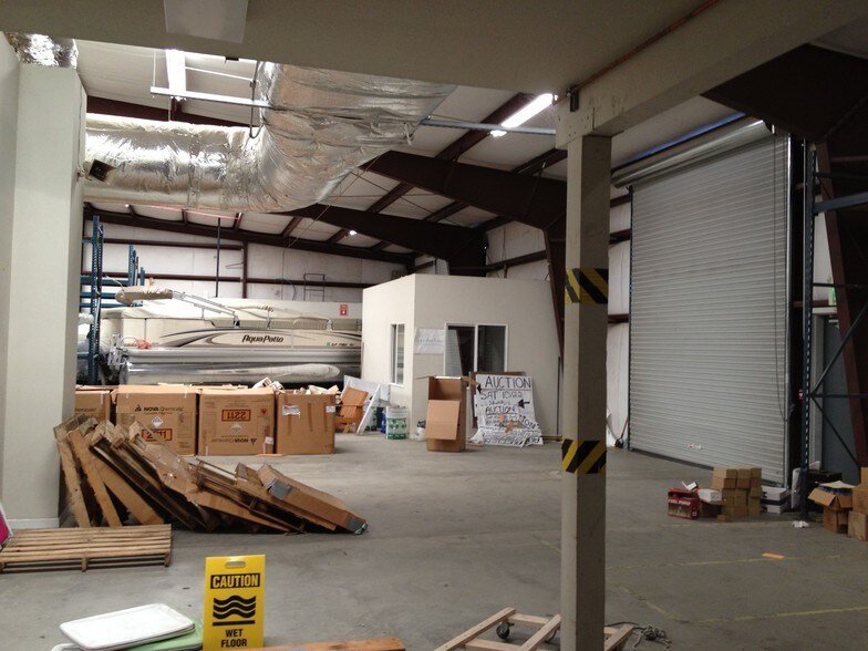 More Photos Of 6100 Bellevue Ln, Anderson Warehouse For Sale