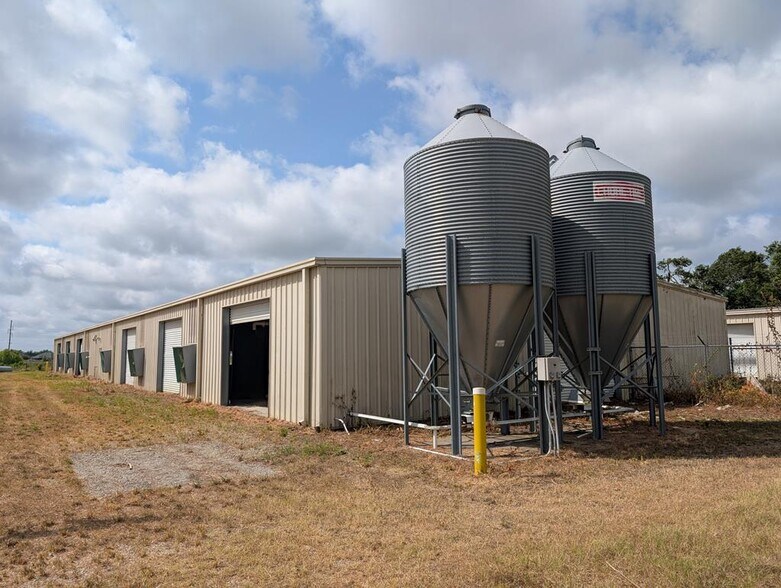 More Photos Of 4130 Old Bemiss Rd, Valdosta Warehouse For Sale