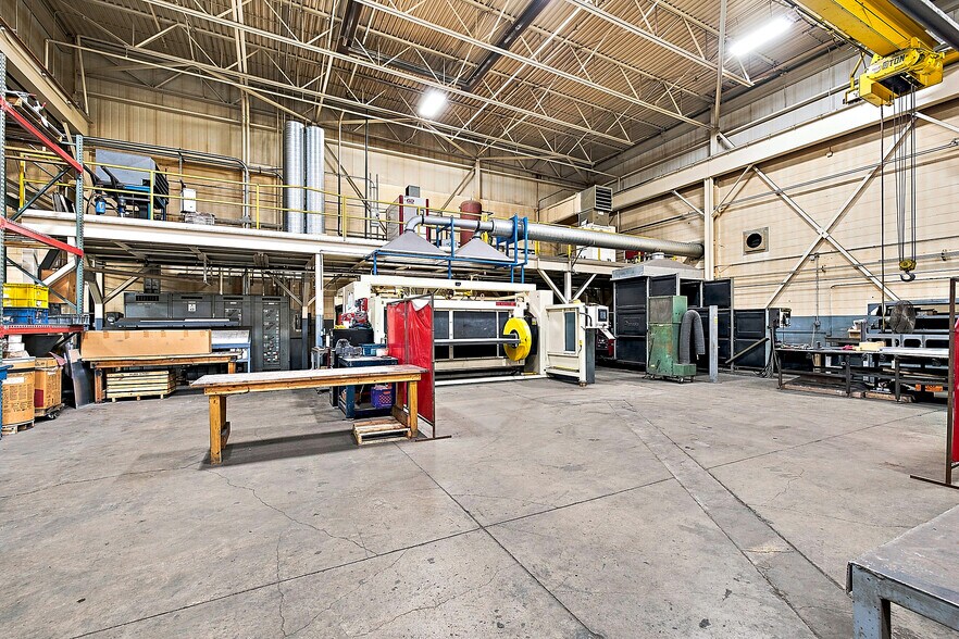 More Photos Of 33842 James J. Pompo Dr, Fraser Manufacturing For Sale