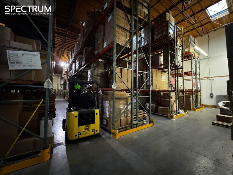 More Photos Of 28361-28385 Constellation Rd, Valencia Manufacturing For Lease