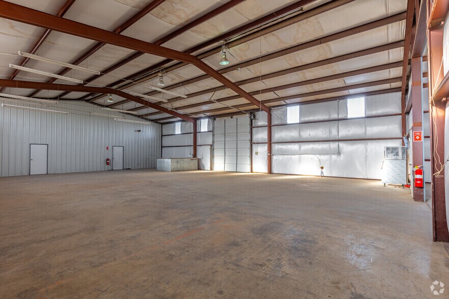 More Photos Of 3401 E State Highway 158, Midland Warehouse For Lease