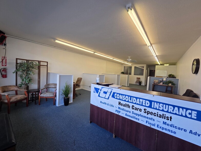 More Photos Of 1050 14th Ave, Longview General Retail For Lease