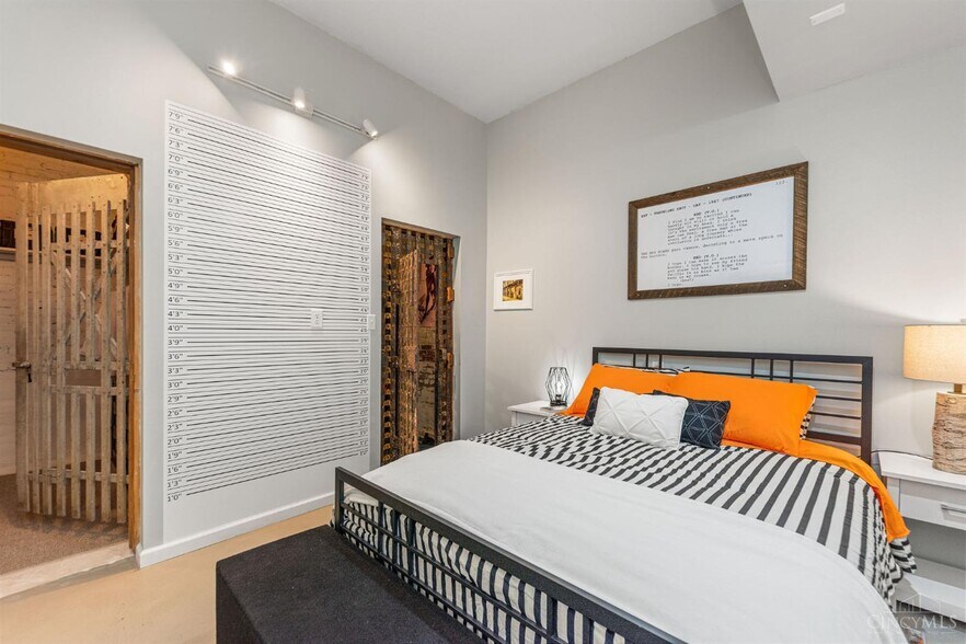 More Photos Of 14 N 3rd St, Ripley General Retail For Sale