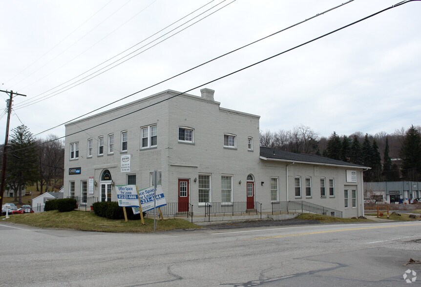 Primary Photo Of 5895 Heckert Rd, Bakerstown Office For Lease