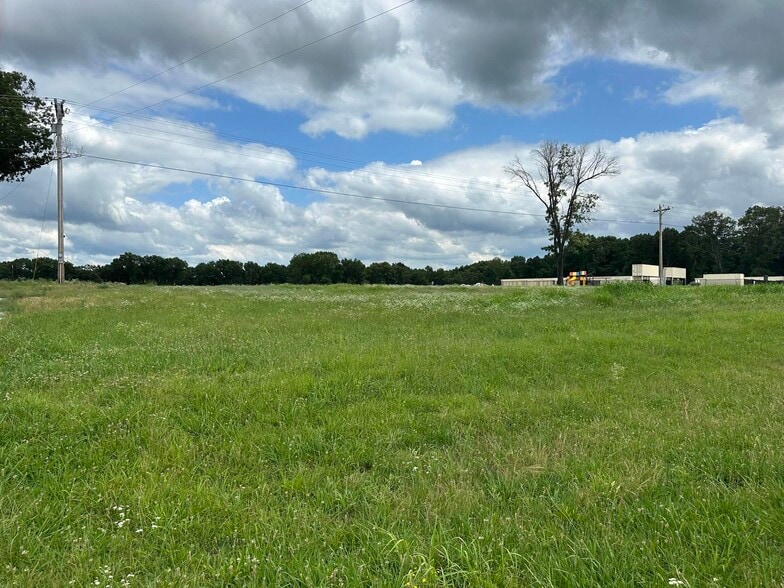 More Photos Of Parcel 1 S. 620 Rd., Grove Self Storage For Sale