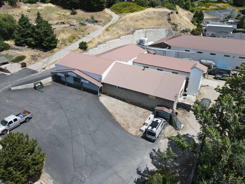 More Photos Of 3411 School St, Wenatchee Manufacturing For Lease