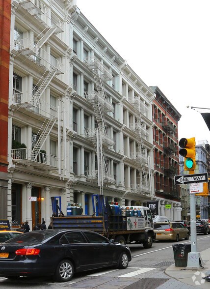 Primary Photo Of 115-117 Spring St, New York Apartments For Lease