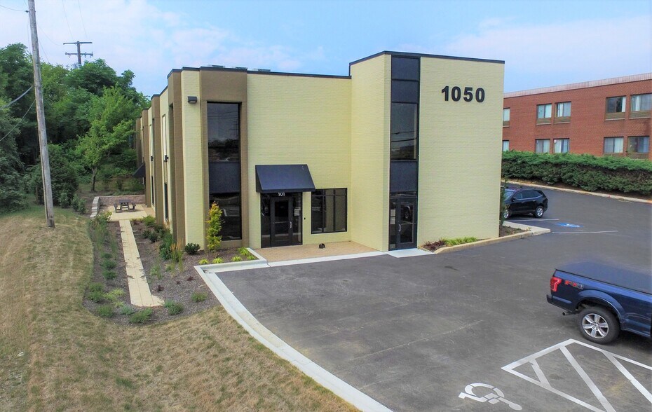 More Photos Of 1050 Old North Point Rd, Dundalk Medical For Lease