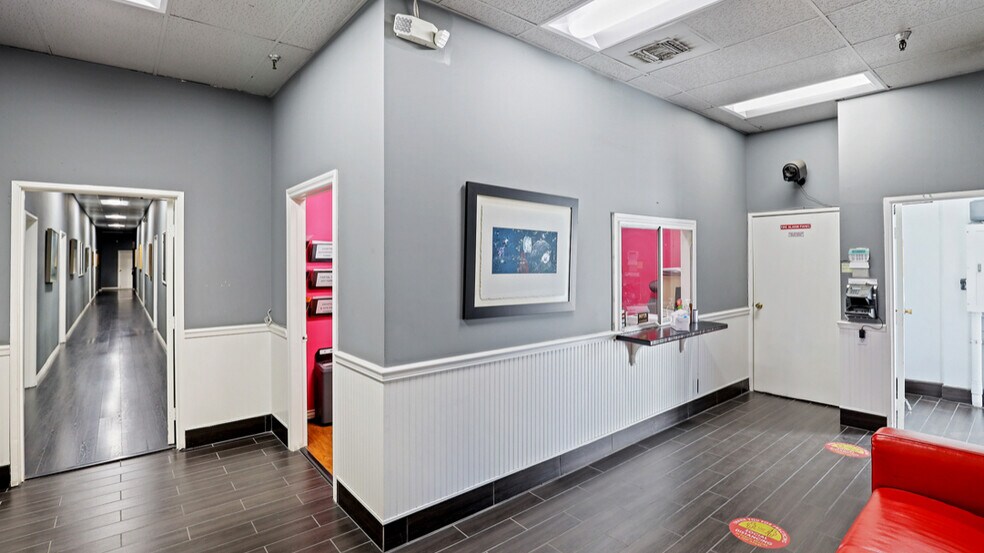 More Photos Of 2250 Maple Ave, Los Angeles Warehouse For Lease