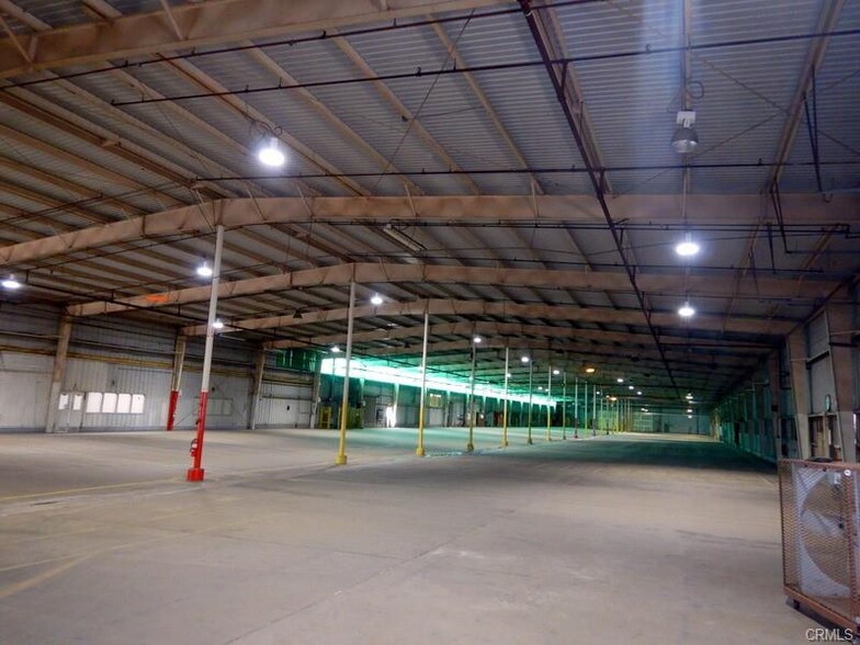 More Photos Of 2777 N State Highway 59, Merced Manufacturing For Lease