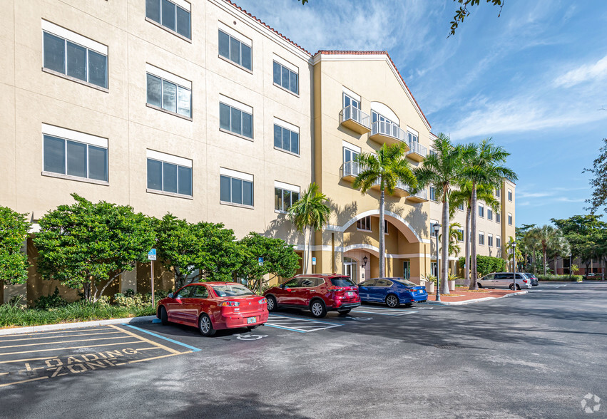 Primary Photo Of 15100 NW 67th Ave, Miami Lakes Office For Lease