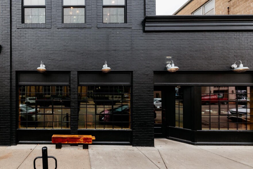 More Photos Of 443 E Grand Ave, Beloit Storefront Retail Office For Lease
