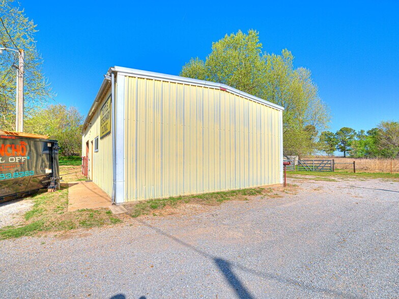 More Photos Of 601 Cimarron Rd, Tuttle Specialty For Sale