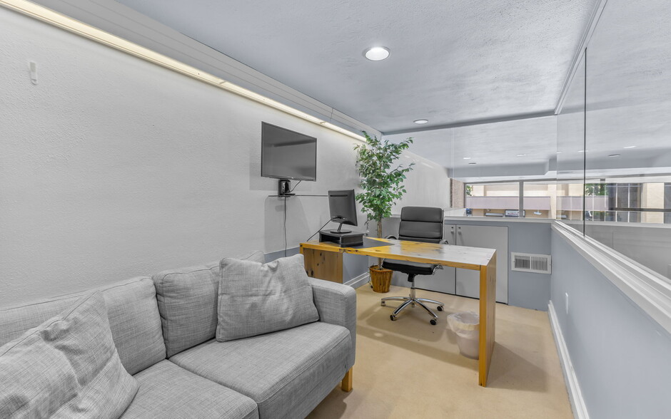 More Photos Of 211 W Freemason St, Norfolk Office Residential For Sale