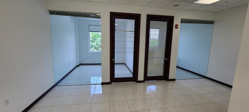 More Photos Of 7950 NW 53rd St, Doral Medical For Sale