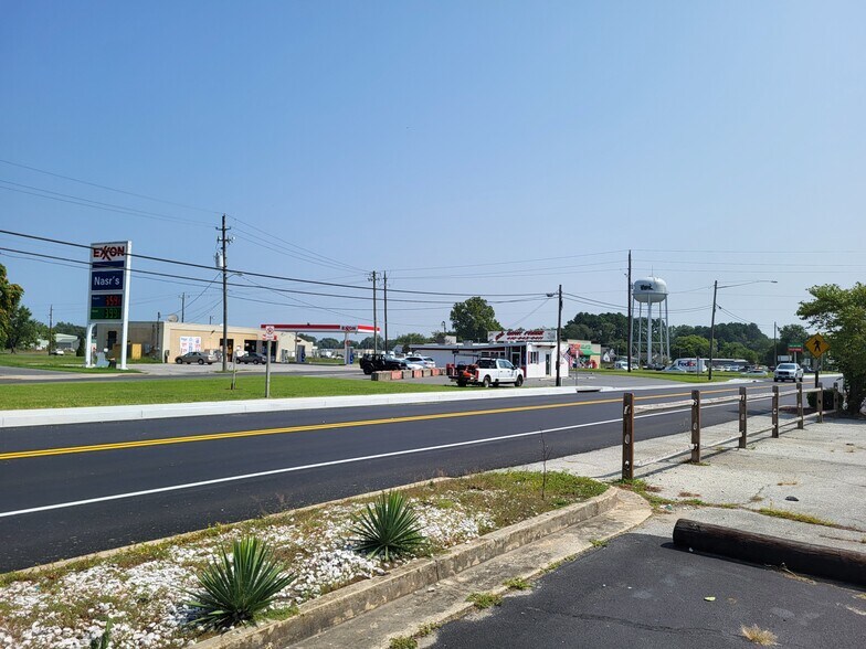 More Photos Of 100 Delaware Ave, Hurlock Restaurant For Sale