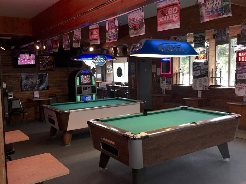 More Photos Of 88274 Rhododendron Dr, Florence Restaurant For Sale