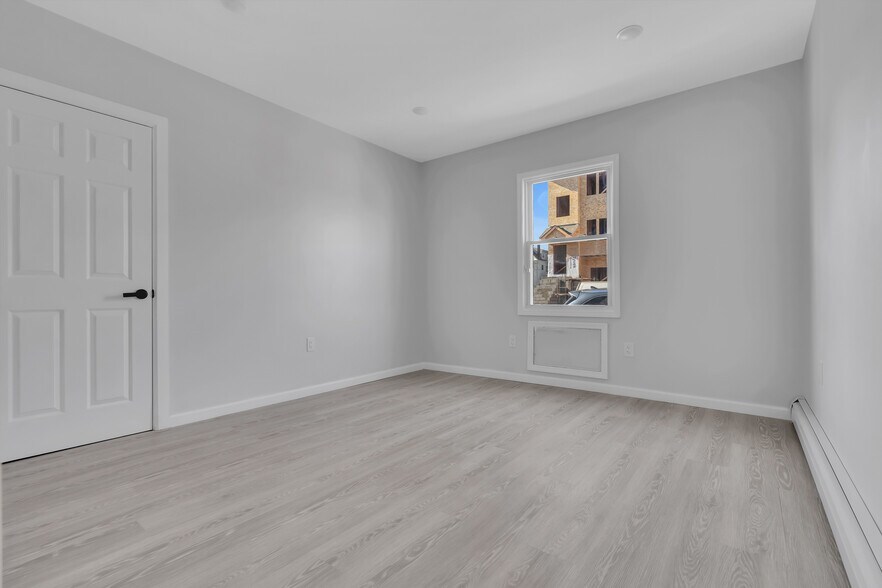 More Photos Of 167-169 Smith St, Elizabeth Apartments For Sale