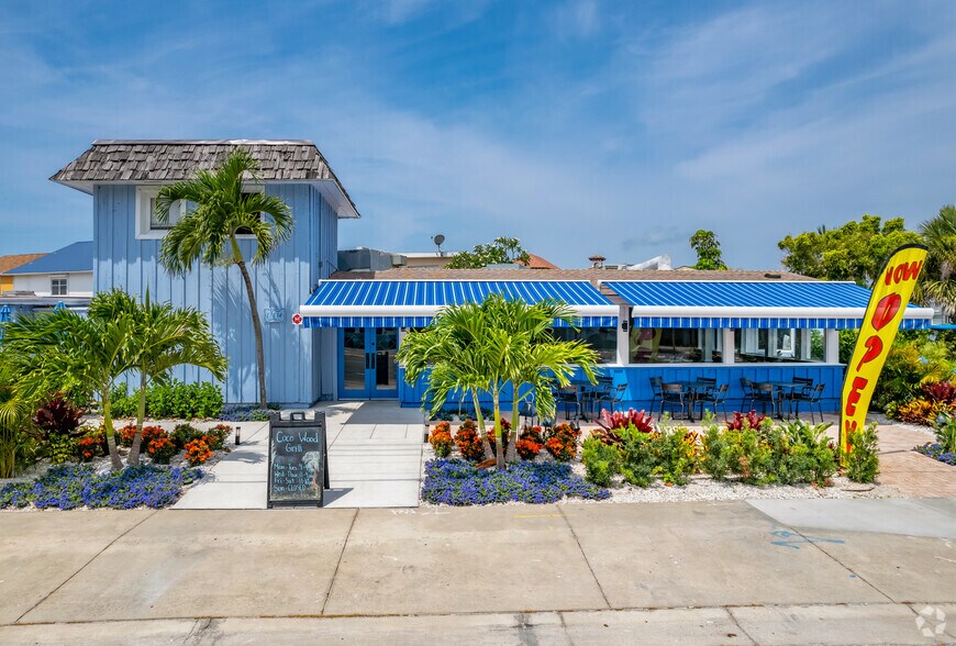 Primary Photo Of 17814 Gulf Blvd, Redington Shores Storefront Retail Residential For Sale