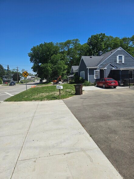 More Photos Of 9510 Seward Rd, Fairfield Warehouse For Sale