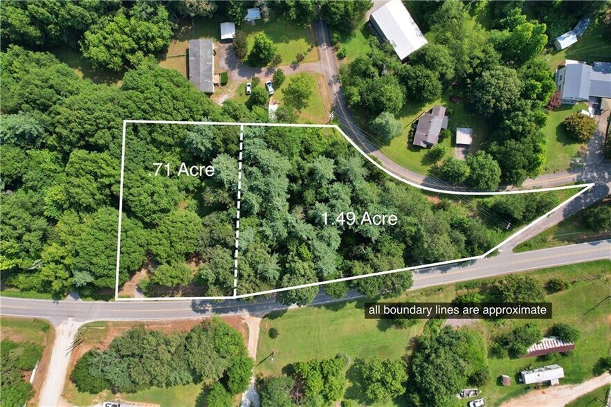 More Photos Of 1361 S Walnut St, Seneca Land For Sale