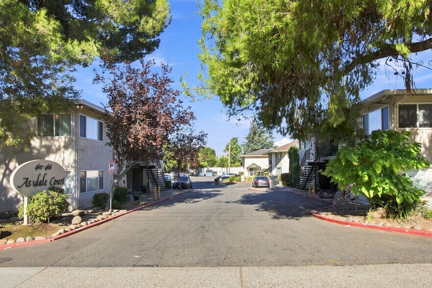 More Photos Of 4624 Ashdale Ct, Sacramento Apartments For Sale