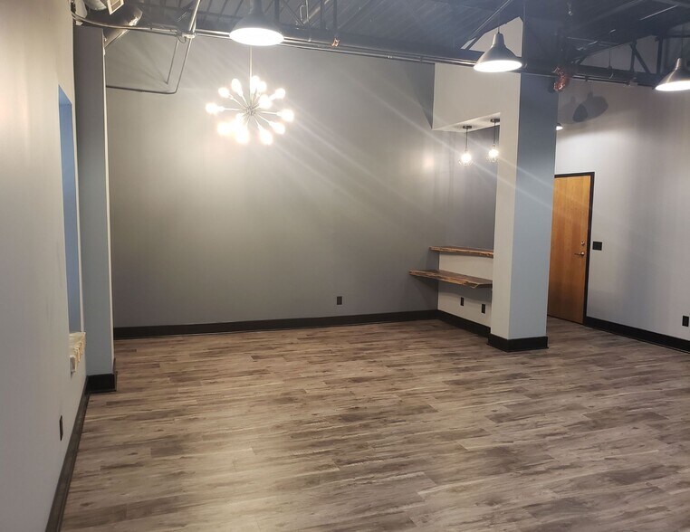 More Photos Of 329-337 S Washington Sq, Lansing Apartments For Sale