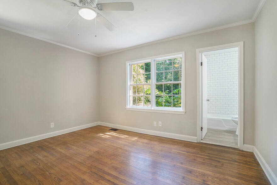 More Photos Of 1409 Georgia Hwy 11, Monroe Office Residential For Sale