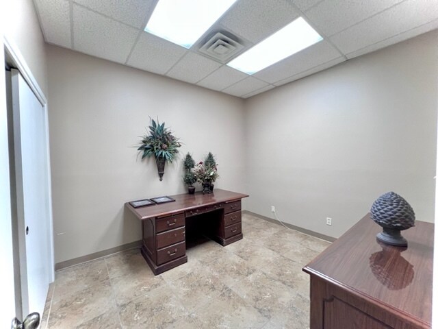 More Photos Of 3512 Avenue I, Rosenberg Office For Lease