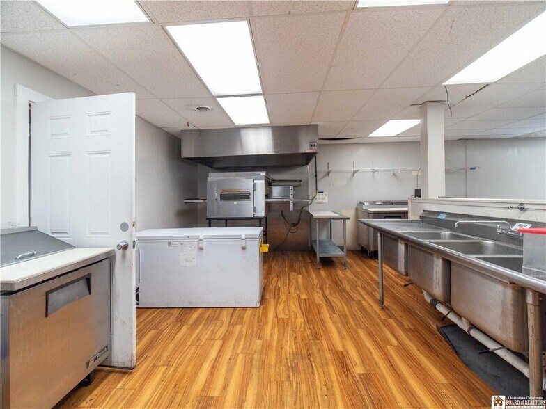 More Photos Of 436 Central Ave, Dunkirk Restaurant For Lease